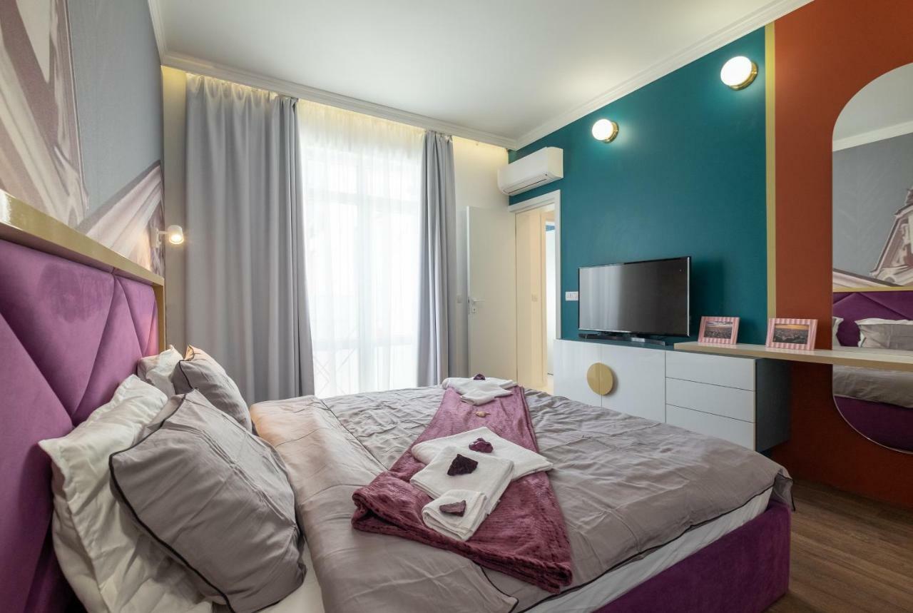 Vitosha Blvd 3-Bedroom, 2-Bathroom Lux Suite 索菲亞 外观 照片